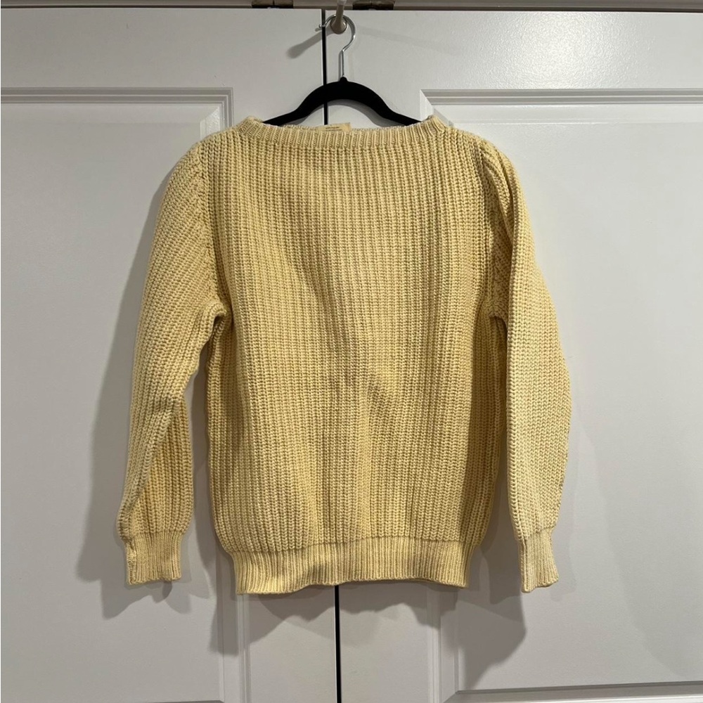 vintage knitted pale yellow sweater (circa 1980s)